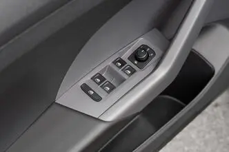 Volkswagen T-Cross, 1.0, 81 kW, bensiin, automaat