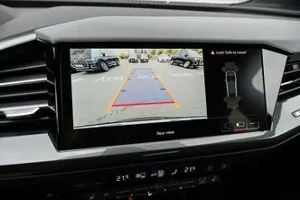 Audi Q4 e-tron, 210 kW, электричество, автомат, полный привод