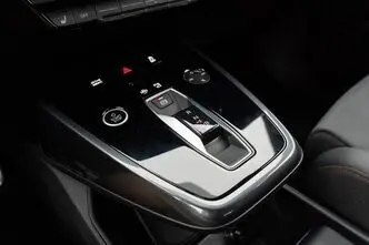 Audi Q4 e-tron, 210 kW, электричество, автомат, полный привод