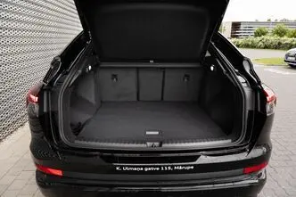 Audi Q4 e-tron, 210 kW, электричество, автомат, полный привод