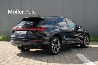 Audi e-tron, 300 kW, электричество, автомат, полный привод