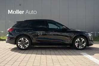Audi e-tron, 300 kW, электричество, автомат, полный привод