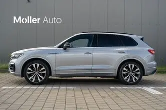 Volkswagen Touareg, 3.0, 210 kW, diesel, automatic, four-wheel drive
