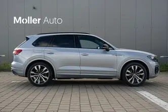 Volkswagen Touareg, 3.0, 210 kW, diesel, automatic, four-wheel drive