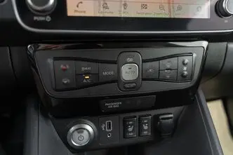 Nissan Leaf, 160 kW, elekter, automaat, esivedu