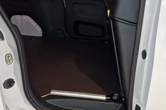 Toyota Proace City, 1.5, 75 kW, дизель, механическая, передний привод