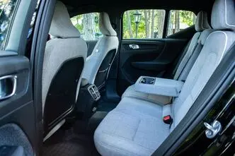 Volvo XC40, 170 kW, электричество, автомат, передний привод
