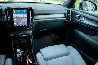 Volvo XC40, 170 kW, электричество, автомат, передний привод