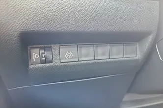 Peugeot 2008, электричество, автомат, передний привод