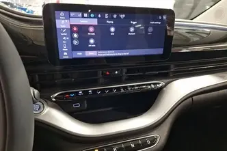 Fiat 500e, 87 kW, электричество, автомат, передний привод