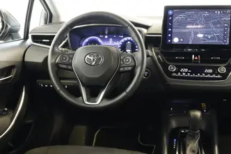 Toyota Corolla, 1.8, 72 kW, гибрид, автомат, передний привод