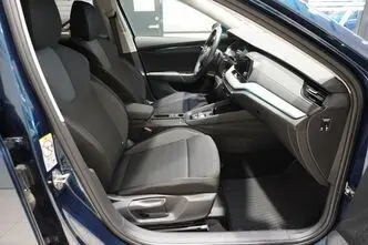 Škoda Octavia, 1.5, 110 kW, гибрид, автомат, передний привод