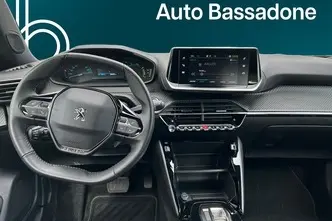 Peugeot 2008, электричество, автомат, передний привод
