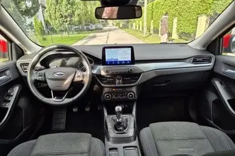Ford Focus, 1.0, 91.9 kW, гибрид, механическая, передний привод