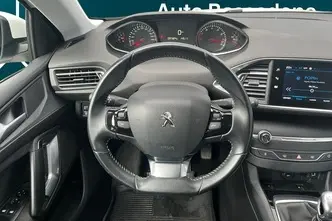 Peugeot 308, 1.2, 96 kW, бензин, механическая, передний привод