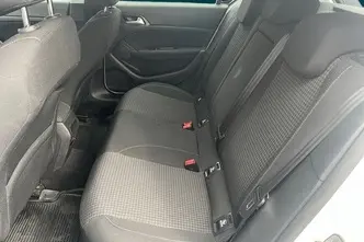 Peugeot 308, 1.2, 96 kW, бензин, механическая, передний привод
