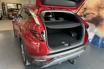 Hyundai Tucson, 1.6, 110.1 kW, гибрид, автомат, передний привод