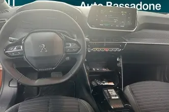 Peugeot 2008, электричество, автомат, передний привод