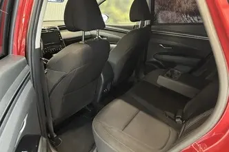 Hyundai Tucson, 1.6, 110.1 kW, гибрид, автомат, передний привод