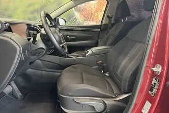 Hyundai Tucson, 1.6, 110.1 kW, гибрид, автомат, передний привод