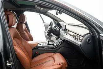 Audi S8, 4.0, 445 kW, бензин, автомат, полный привод