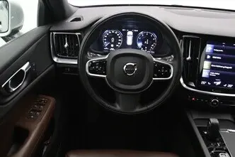 Volvo V60, 2.0, 120 kW, гибрид, автомат, передний привод