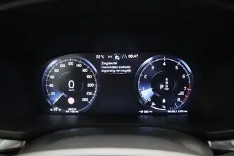 Volvo V60, 2.0, 120 kW, гибрид, автомат, передний привод