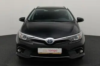 Toyota Auris, 1.8, 73 kW, гибрид, автомат, передний привод