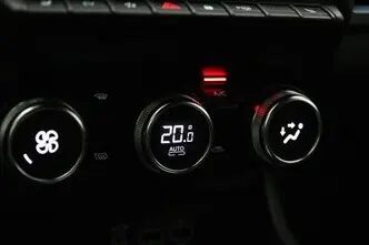 Renault Arkana, 1.6, 69 kW, гибрид, автомат, передний привод