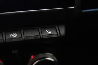 Renault Arkana, 1.6, 69 kW, гибрид, автомат, передний привод