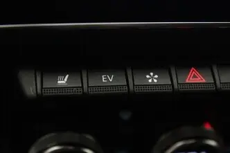 Renault Arkana, 1.6, 69 kW, гибрид, автомат, передний привод