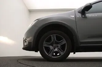 Dacia Sandero, 0.9, 66 kW, бензин, механическая, передний привод