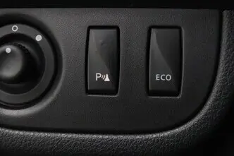 Dacia Sandero, 0.9, 66 kW, бензин, механическая, передний привод
