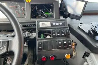 Volvo B7RLE 8900, 213 kW, diesel, automatic