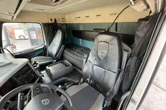 Volvo FM 420 6x2, 309 kW, дизель, автомат