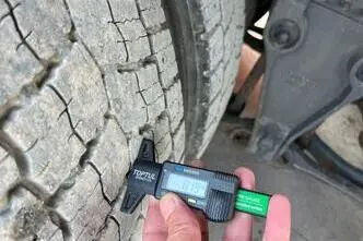 Volvo FM 420 6x2, 309 kW, дизель, автомат