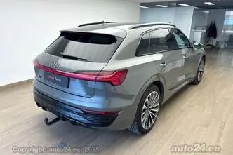 Audi Q8 e-tron, 300 kW, electric, automatic, four-wheel drive