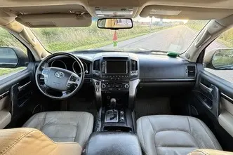 Toyota Land Cruiser, 4.5, 210 kW, diisel, automaat, nelikvedu