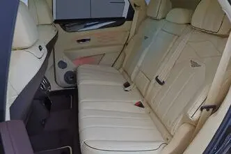 Bentley Bentayga, 4.0, 404 kW, bensiin, automaat, nelikvedu