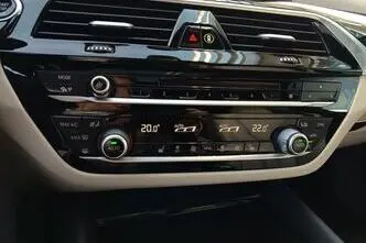 BMW 520, 2.0, 140 kW, дизель, автомат, полный привод