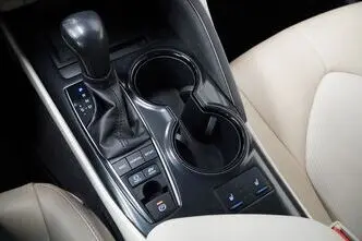 Toyota Camry, 2.5, 131 kW, bensiin, automaat, esivedu