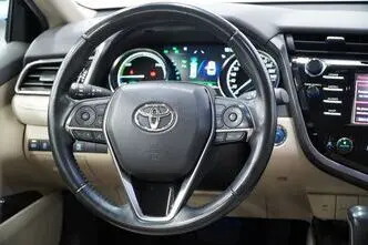 Toyota Camry, 2.5, 131 kW, bensiin, automaat, esivedu