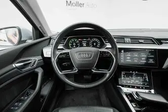Audi e-tron, 158 kW, elekter, automaat, nelikvedu