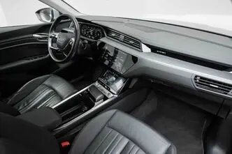 Audi e-tron, 158 kW, elekter, automaat, nelikvedu