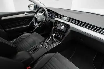 Volkswagen Passat, 1.4, 158 kW, bensiin, automaat, esivedu