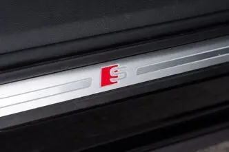 Audi e-tron, 230 kW, elekter, automaat