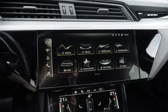 Audi e-tron, 230 kW, elekter, automaat