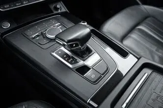 Audi Q5, 2.0, 140 kW, diesel, automatic, four-wheel drive
