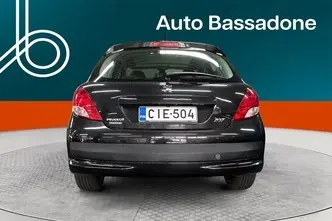 Peugeot 207, 1.4, 70 kW, бензин, механическая, передний привод