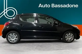 Peugeot 207, 1.4, 70 kW, бензин, механическая, передний привод